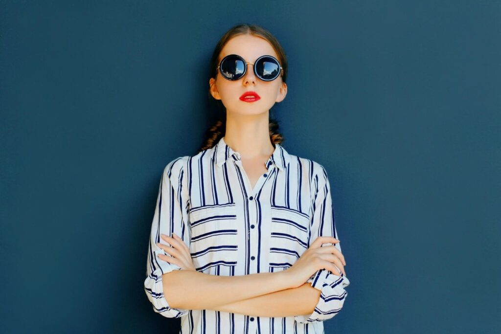 W świecie mody, gdzie każdy detal ma znaczenie, Polo Ralph Lauren okulary przeciwsłoneczne są nie tylko praktycznym dodatkiem, ale również wyrazistym elementem stylu